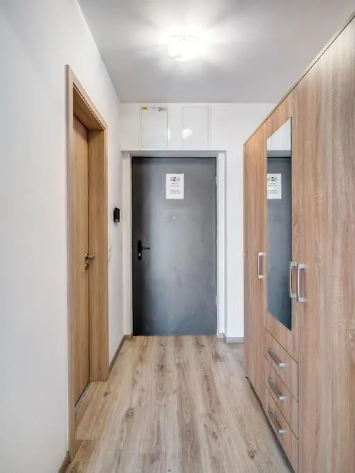 Corvin Railway Rest Apartman Budapest 0*,